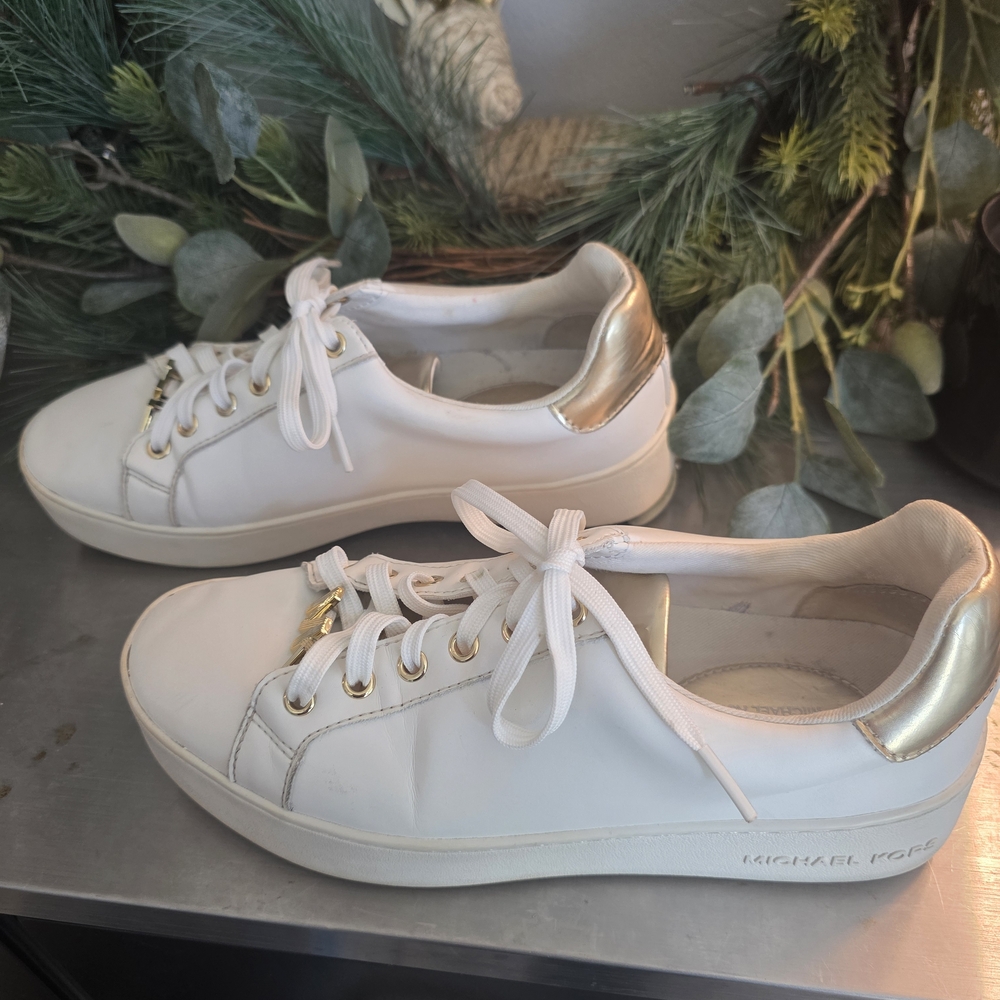 MOVING SALE Michael Kors White Leather MK Logo Sneakers - Picture 2 of 5